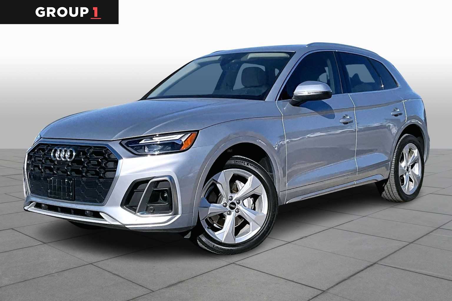 2022 Audi Q5 Premium Plus's photo