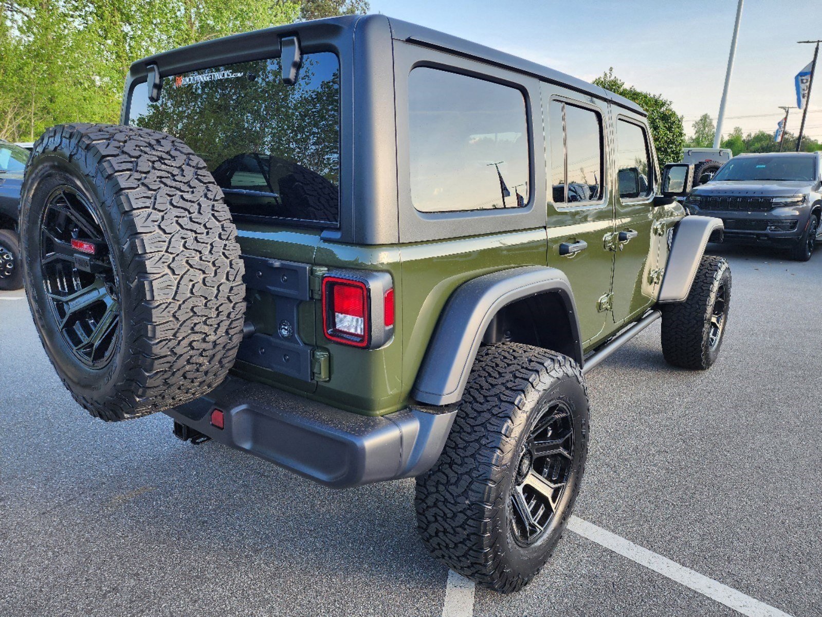 2024 Jeep Wrangler Willys Wheeler photo 2