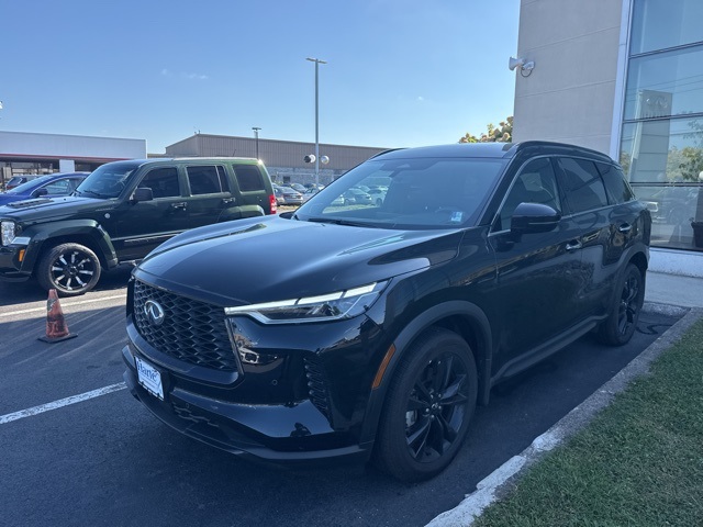 2025 Infiniti QX60 Luxe photo 7