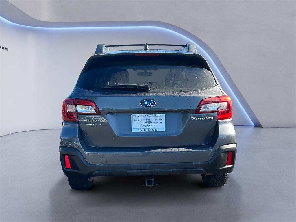 2018 Subaru Outback 2.5i Premium photo 3