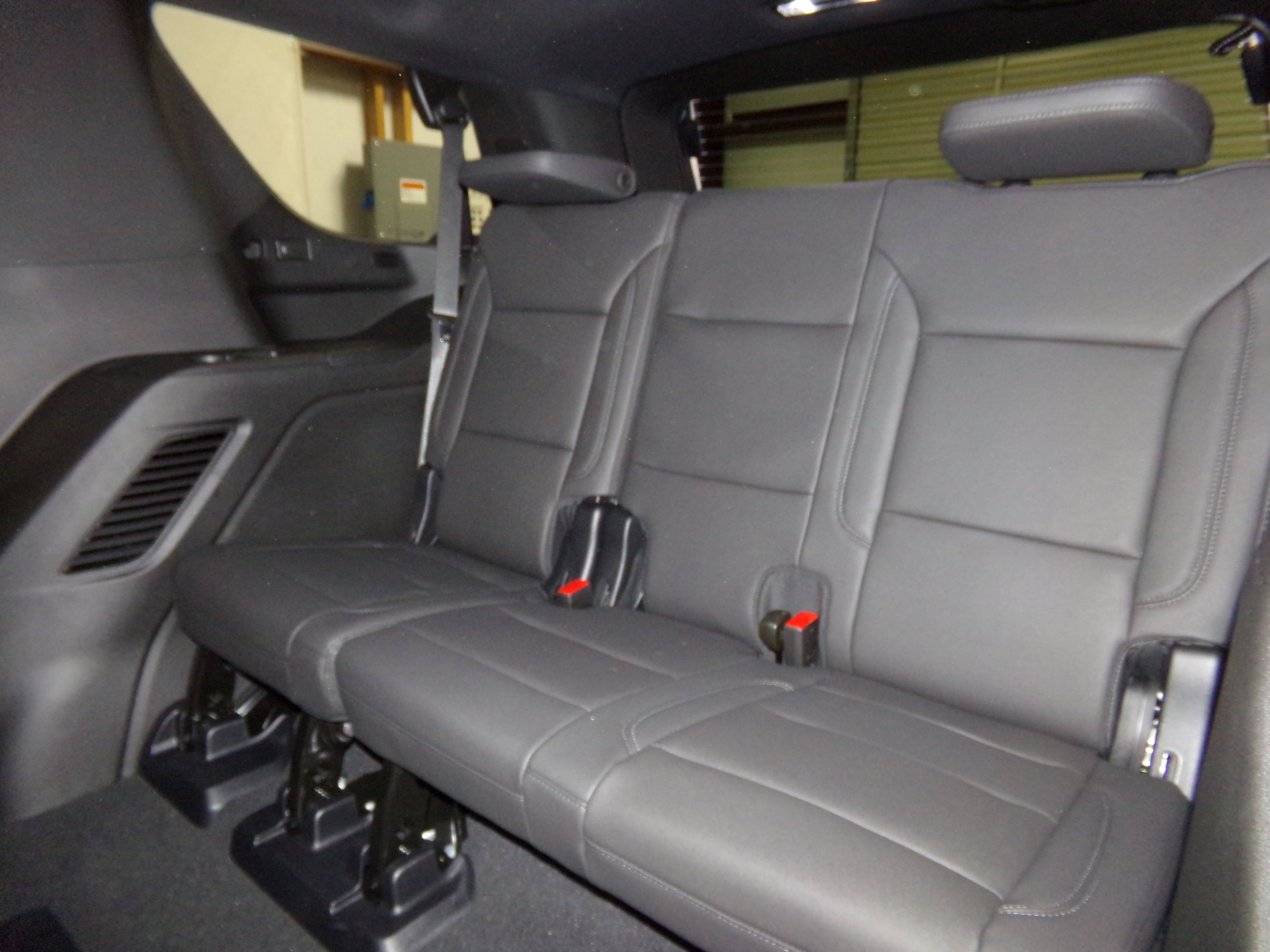 2025 Chevrolet Tahoe Z71 photo 12