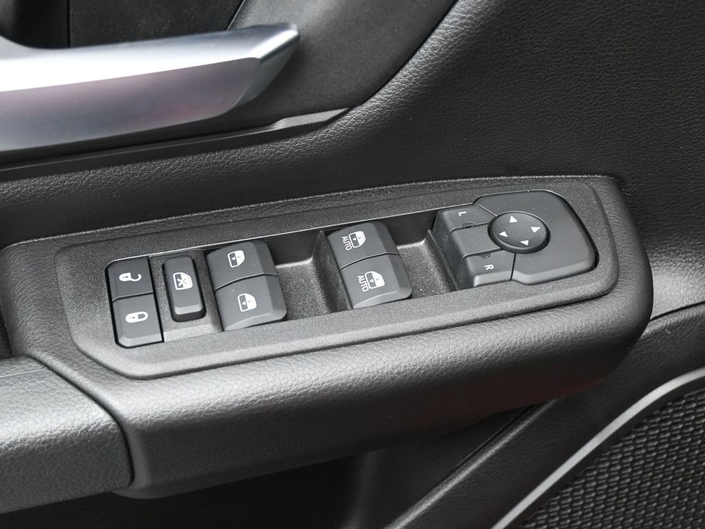 2025 Ram 1500 Tradesman photo 19