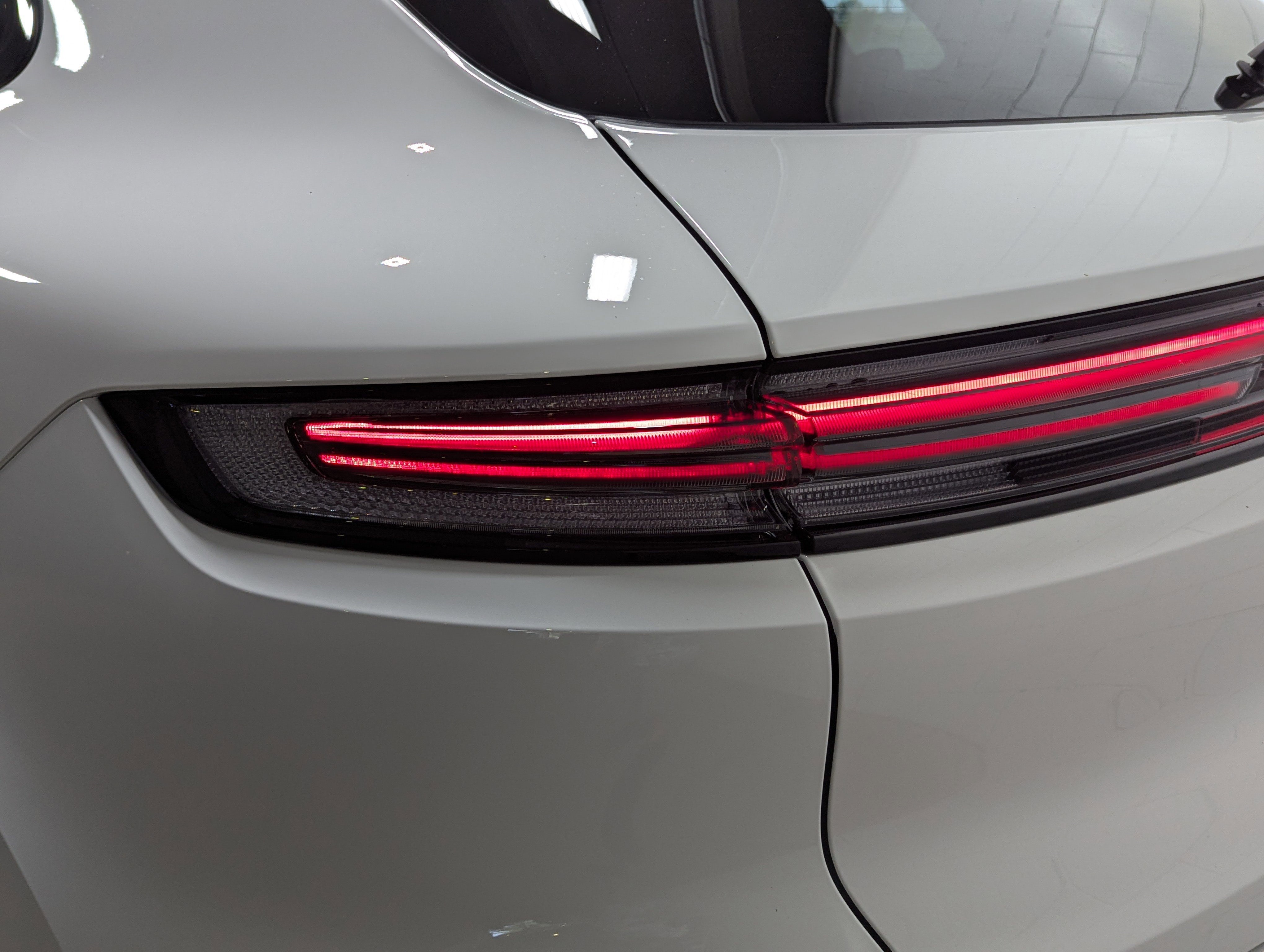 2026 Porsche Cayenne S photo 4