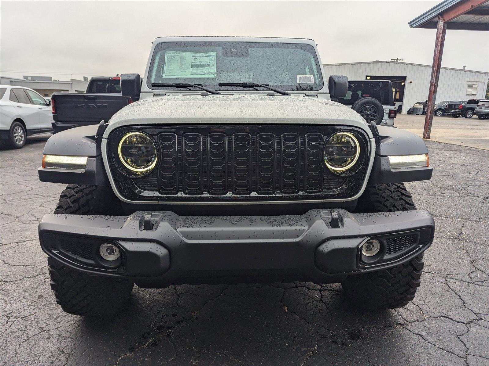 2025 Jeep Wrangler Willys photo 8