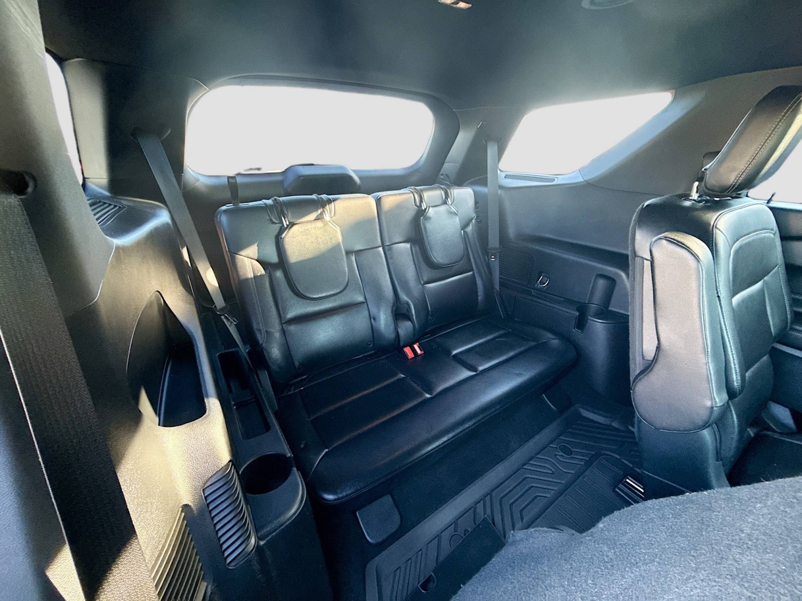 2020 Ford Explorer XLT photo 27