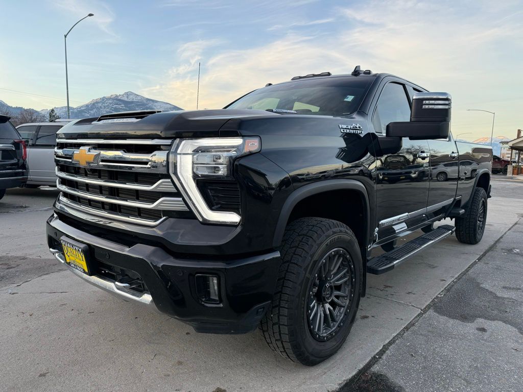 2024 Chevrolet Silverado 3500HD High Country's photo