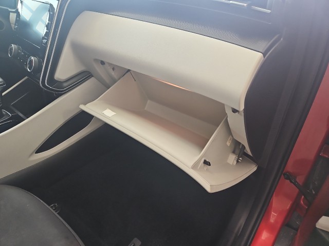 Used 2023 RED Hyundai SEL image 25