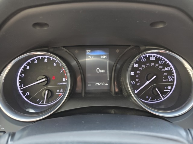 2020 Toyota Camry SE photo 16