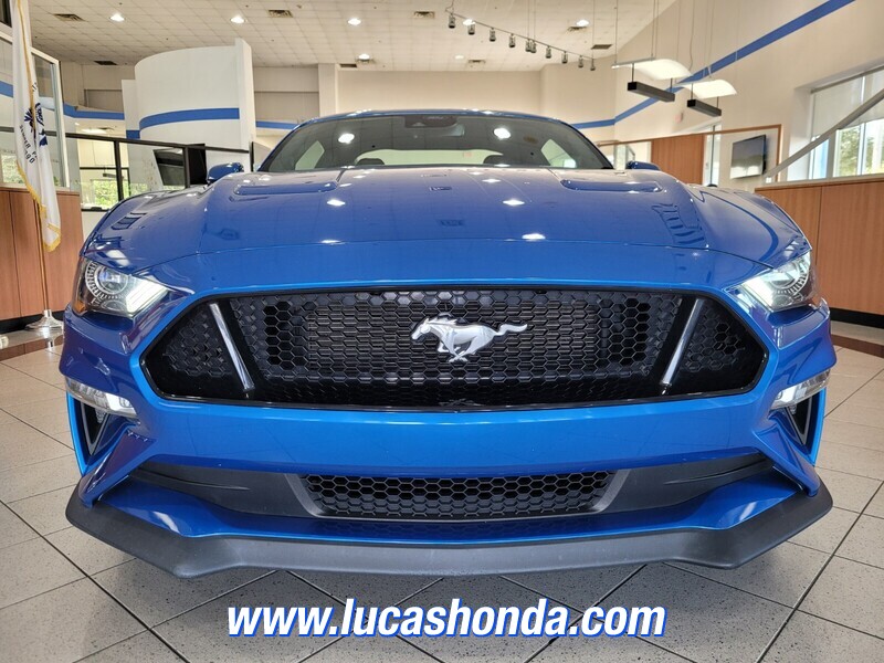 2021 Ford Mustang GT photo 2