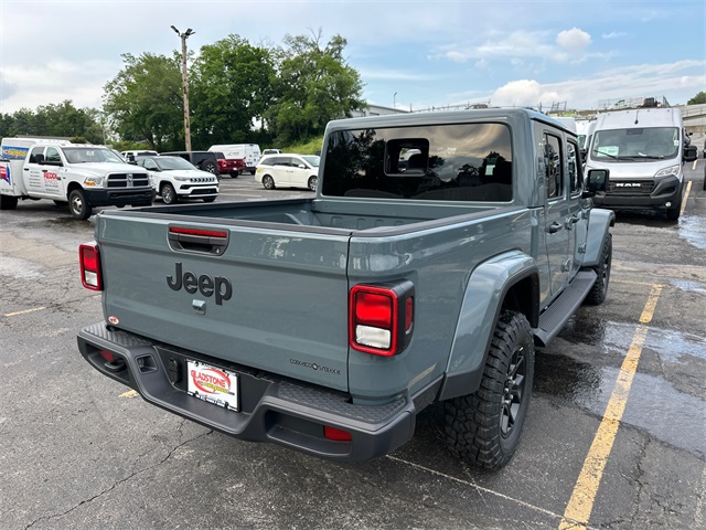 2025 Jeep Gladiator Sport photo 7