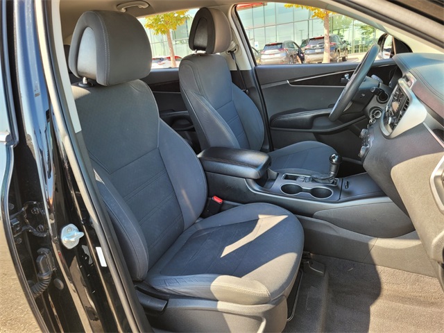 2016 Kia Sorento L photo 16