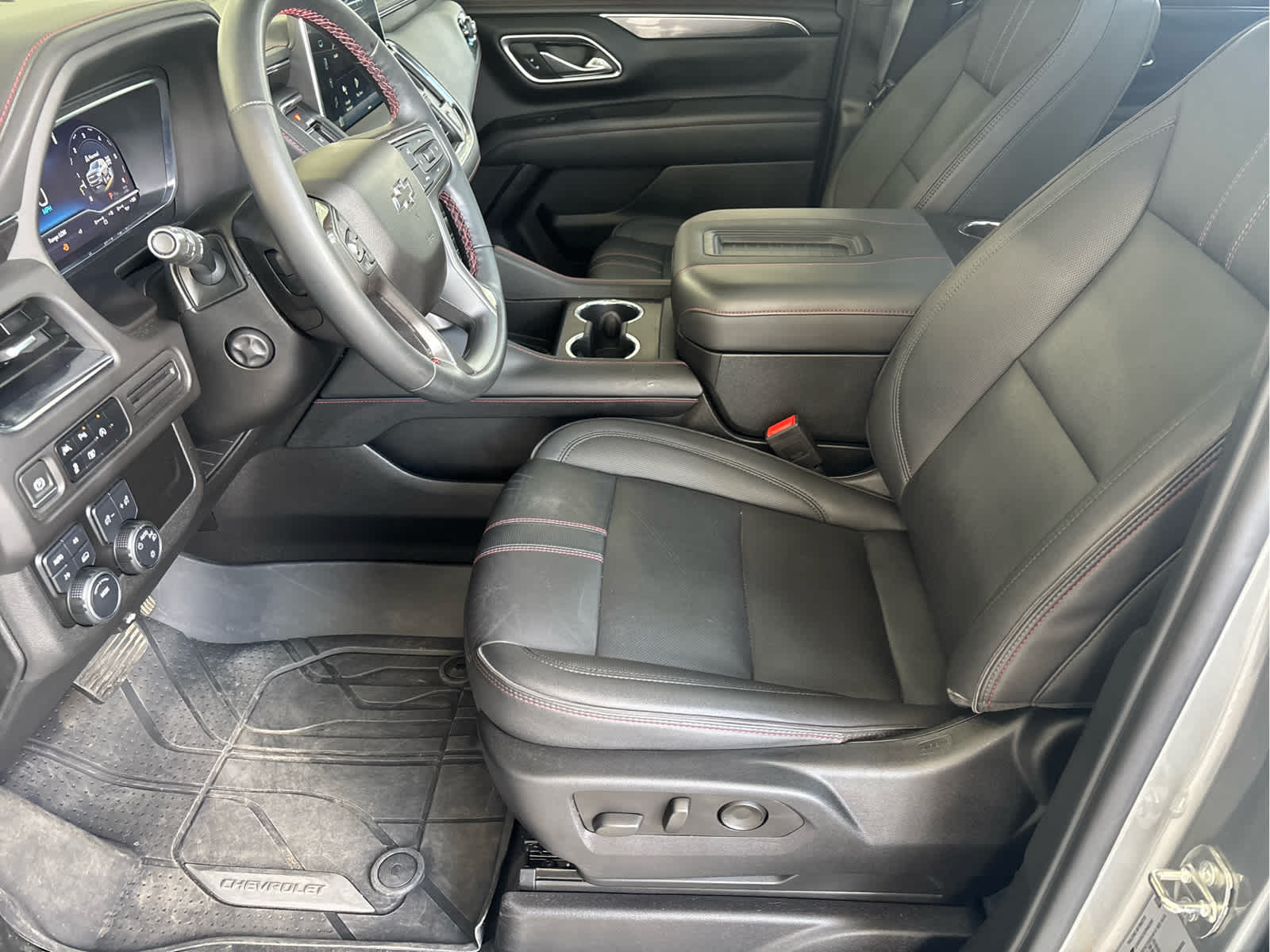2023 Chevrolet Tahoe RST photo 10