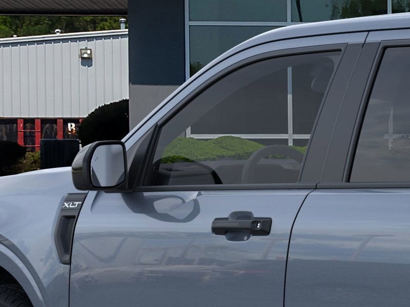 2025 Ford Maverick XLT photo 17