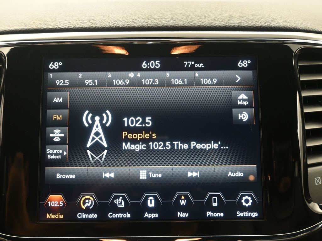 2022 Jeep Cherokee Laredo X photo 4