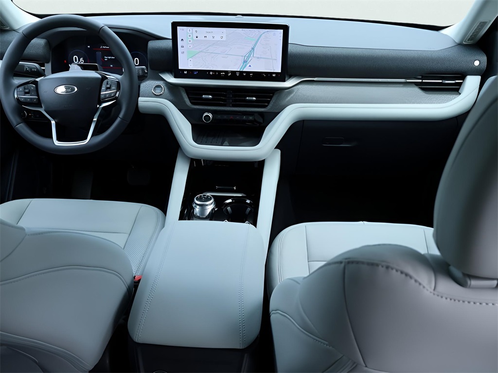 2025 Ford Explorer Platinum photo 13
