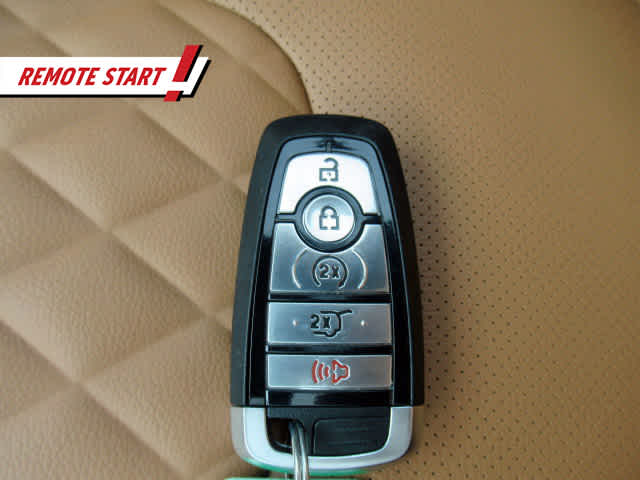 2024 Ford Edge Titanium photo 9