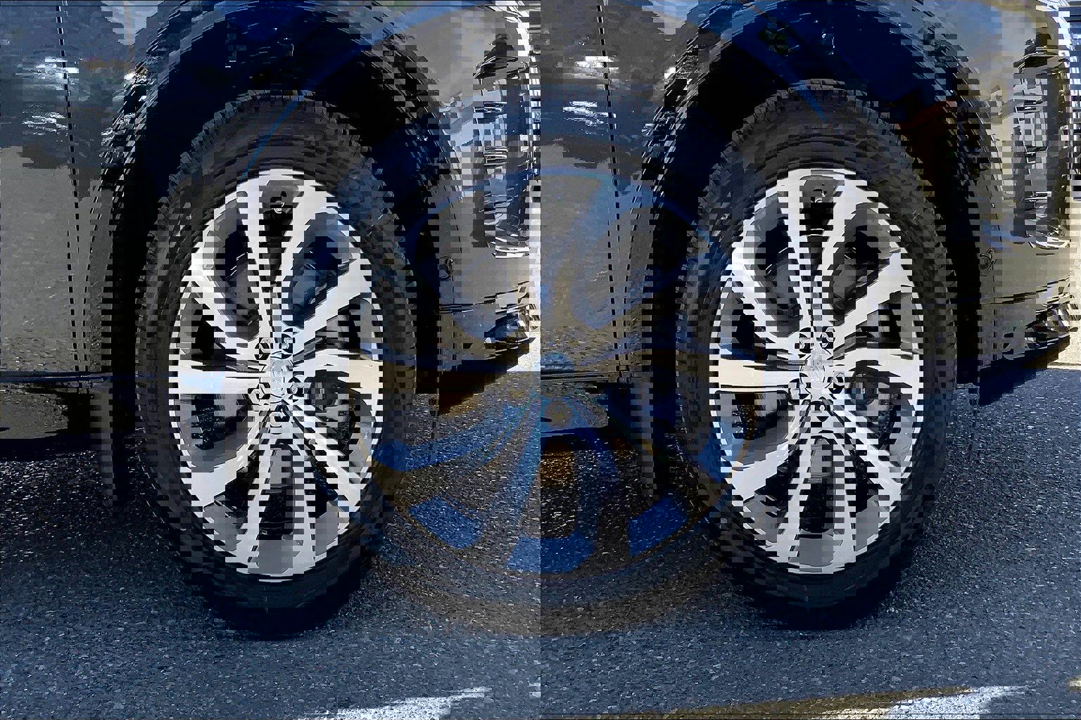 2025 Land Rover Discovery Sport Dynamic SE photo 12