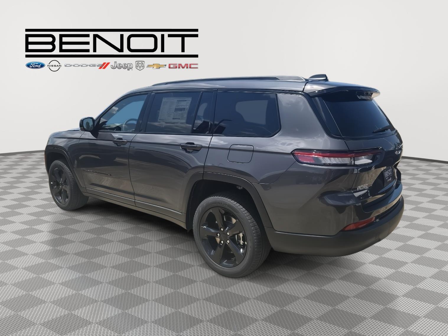 2025 Jeep Grand Cherokee Limited photo 4