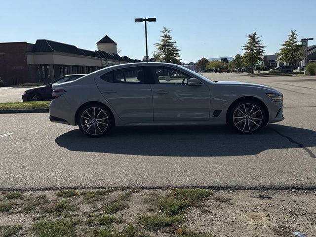 2025 Genesis G70 2.5T photo 4