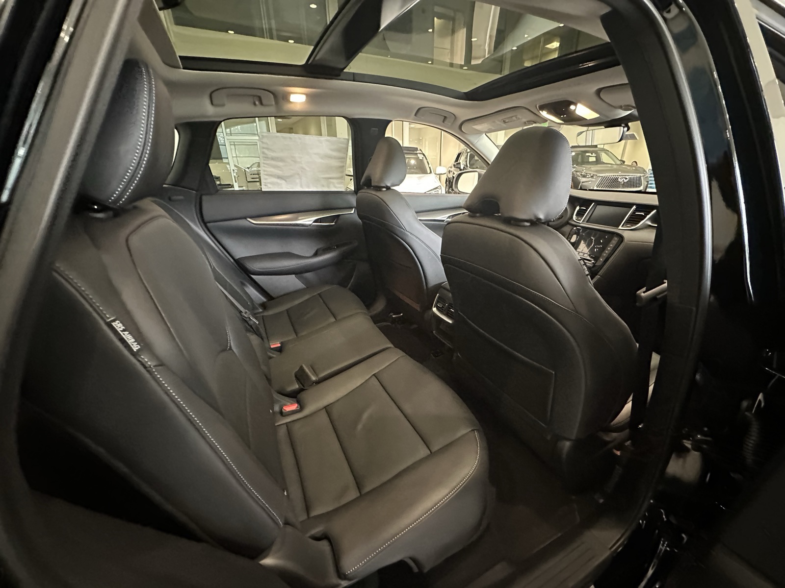 2025 Infiniti QX50 Luxe AWD photo 32