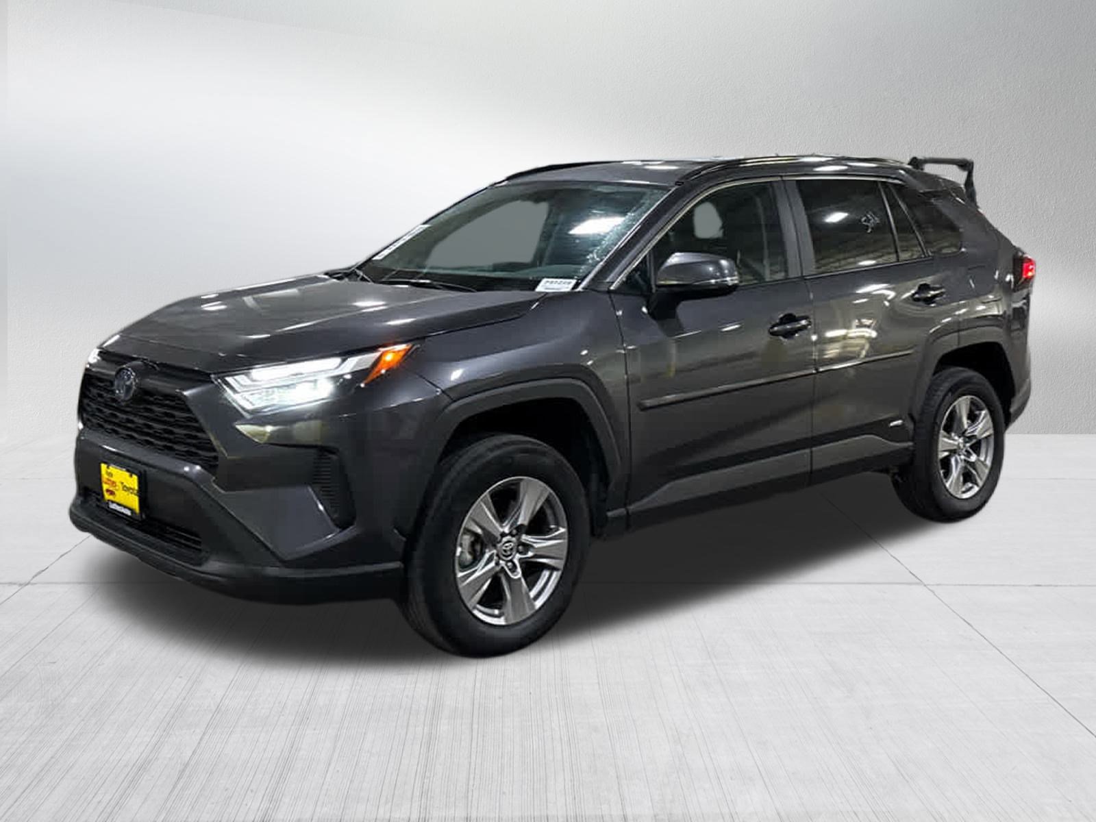 2024 Toyota RAV4 Hybrid LE photo 2