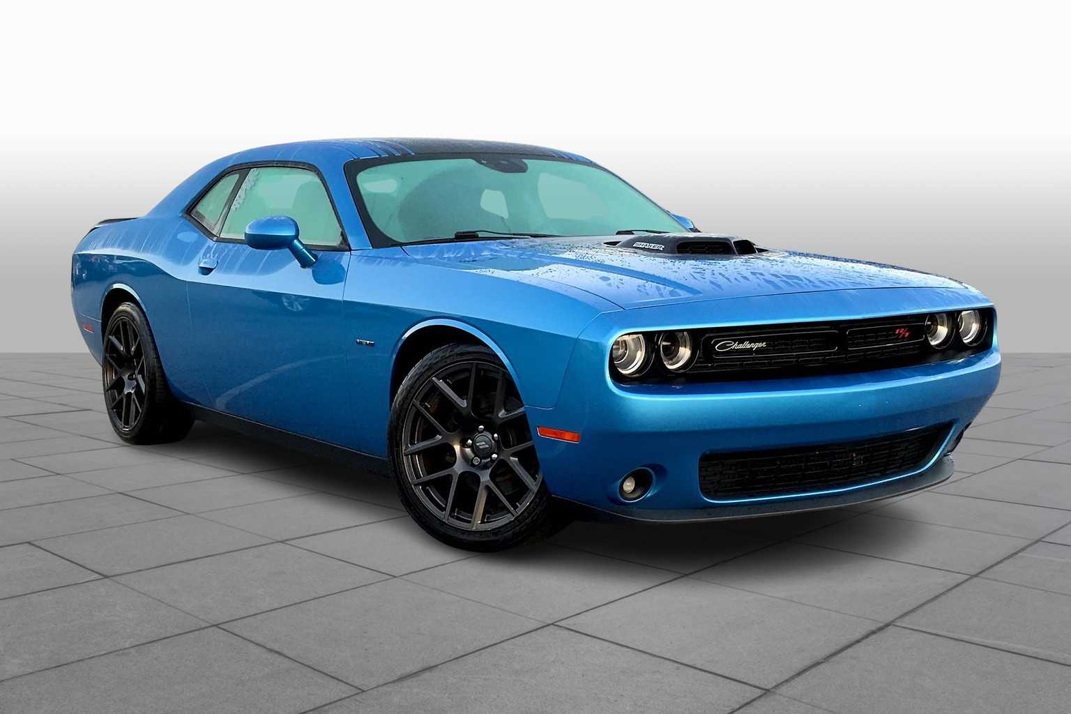 2018 Dodge Challenger R/T Shaker photo 3