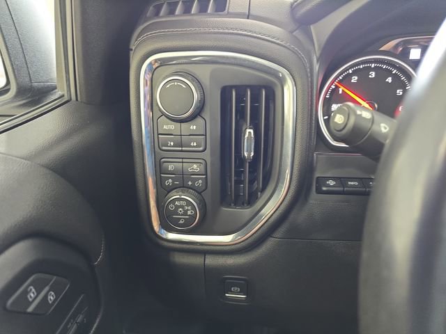 2019 Chevrolet Silverado 1500 High Country photo 17
