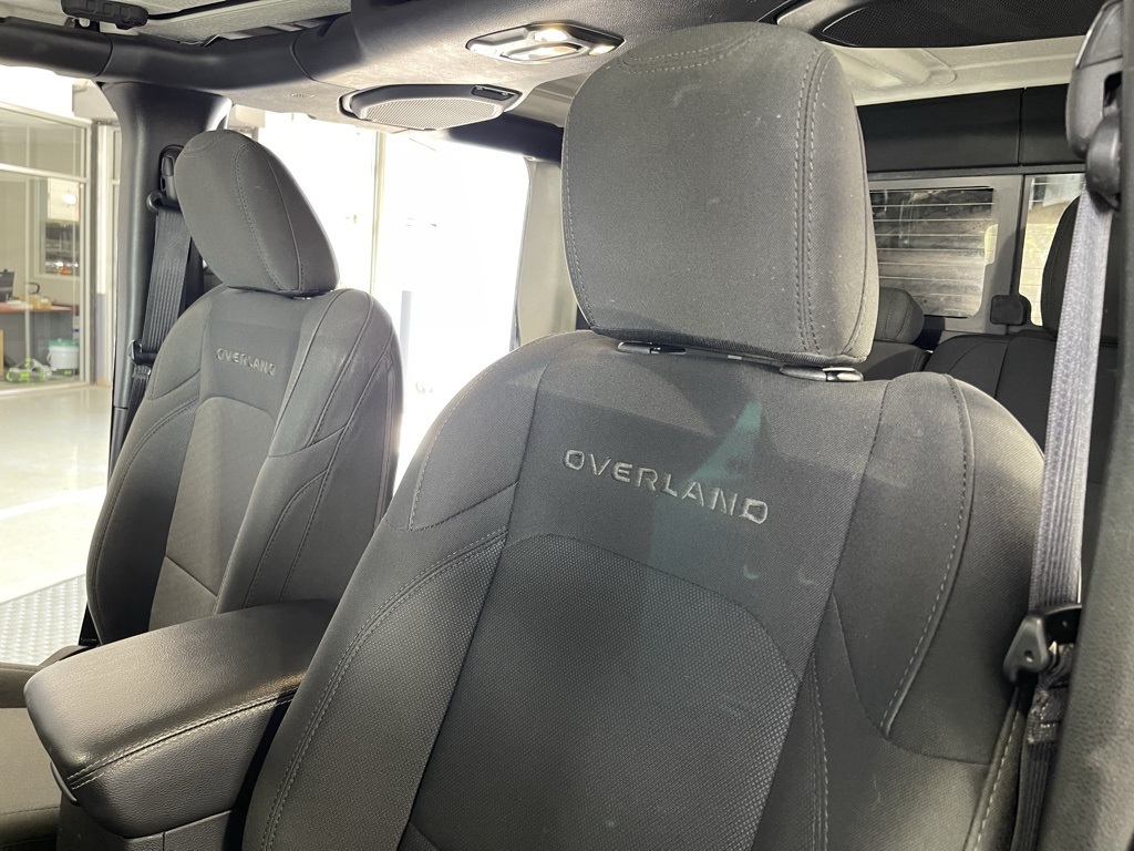 2022 Jeep Gladiator Overland photo 11