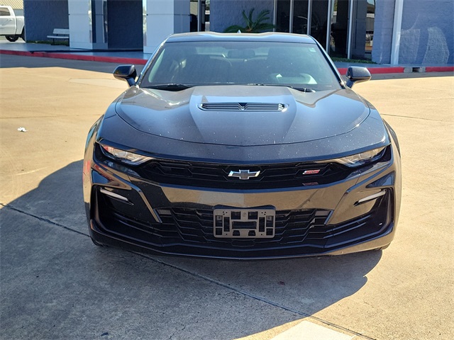 2021 Chevrolet Camaro 1SS photo 2