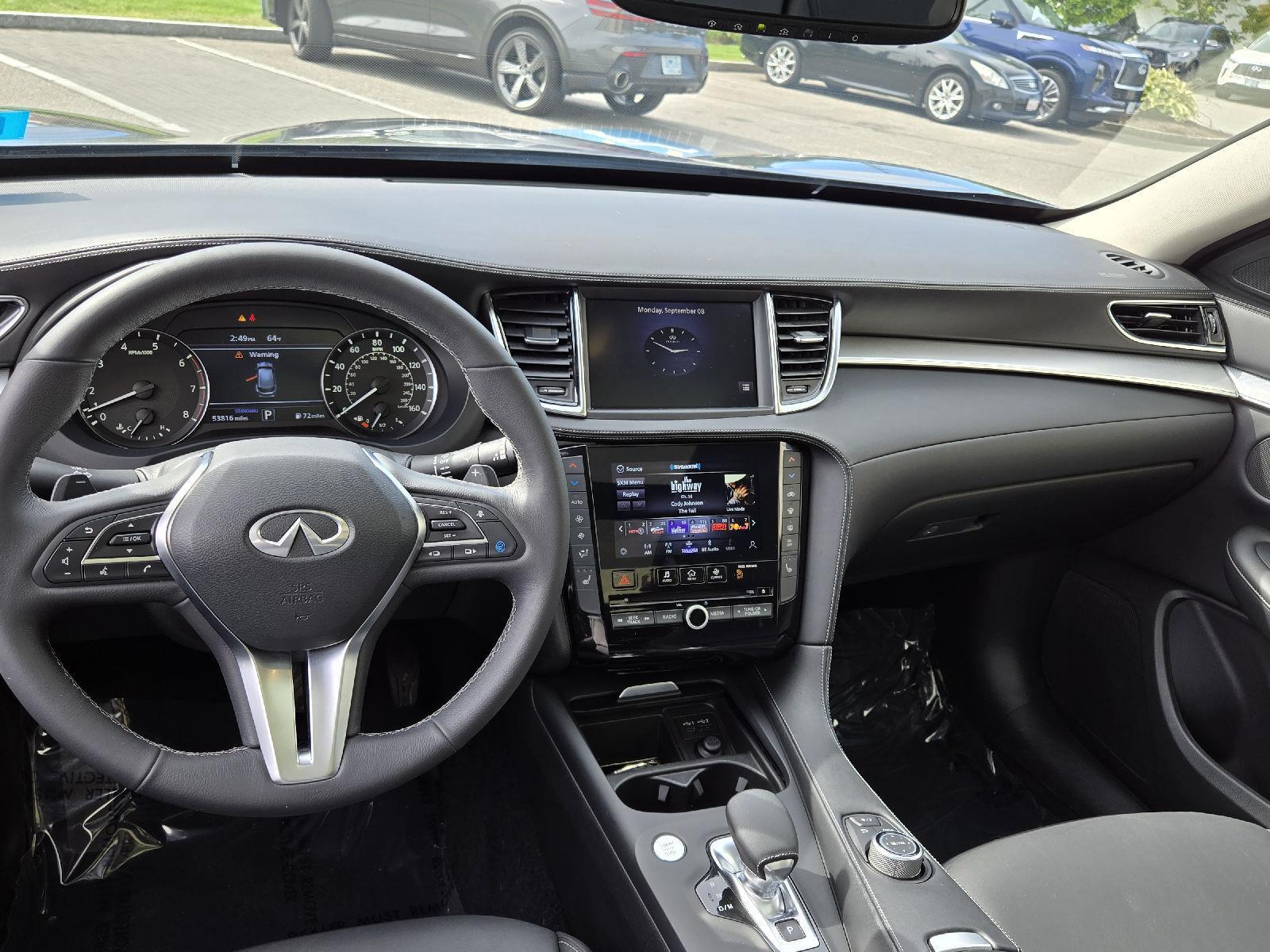 2021 Infiniti QX50 Luxe photo 9
