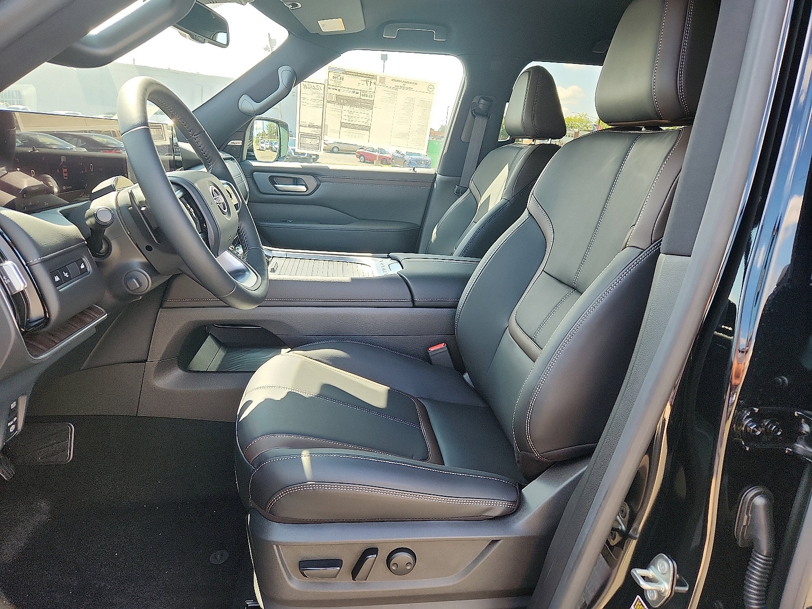 2026 Nissan Armada SL photo 11