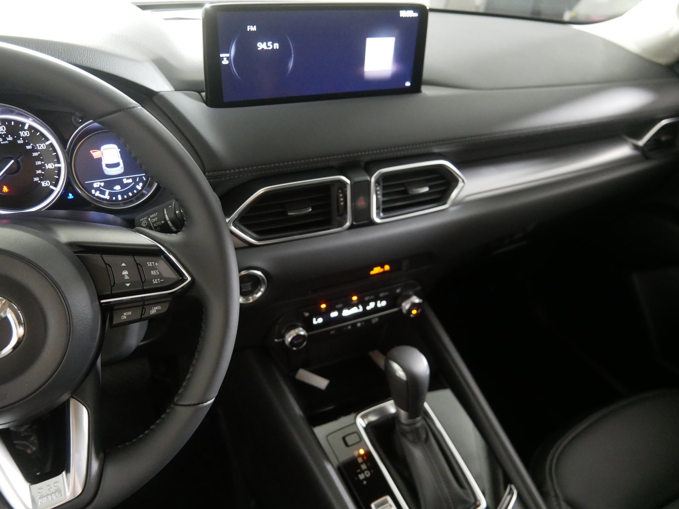 2025 Mazda CX-5 2.5 S Preferred photo 2