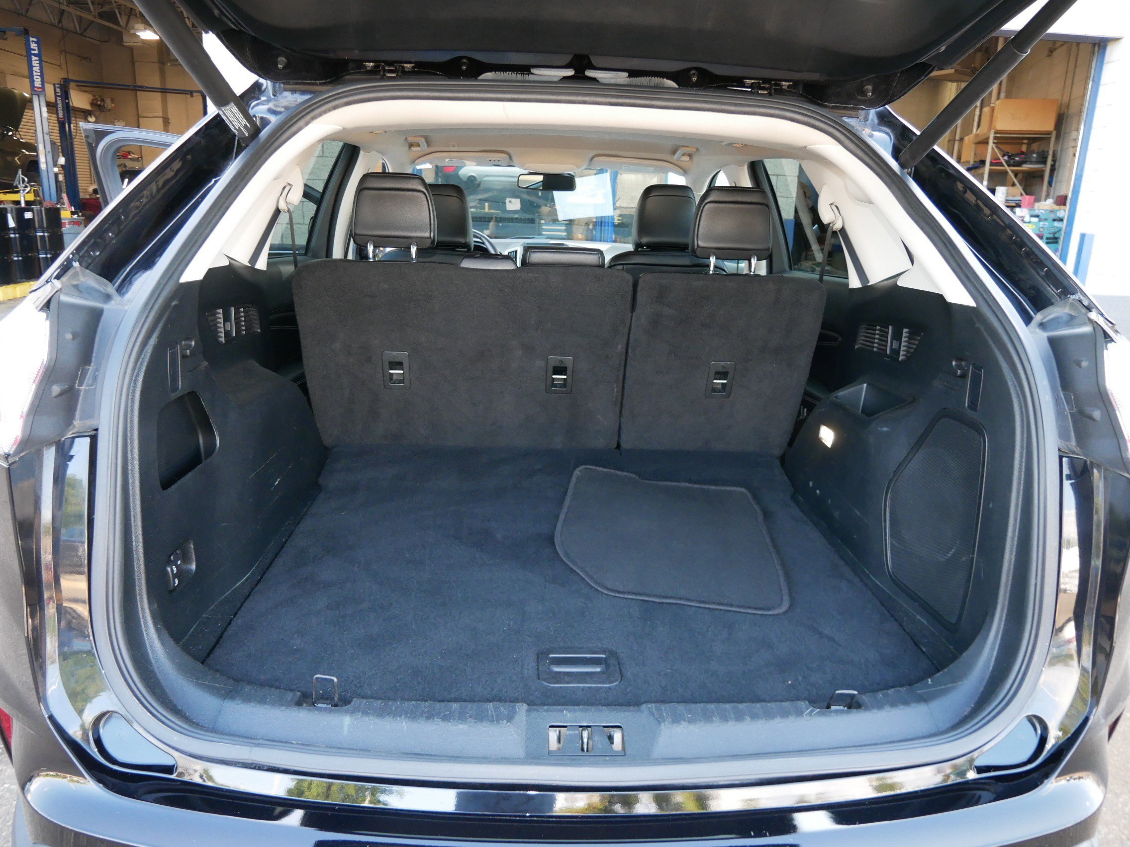 2022 Ford Edge Titanium photo 17