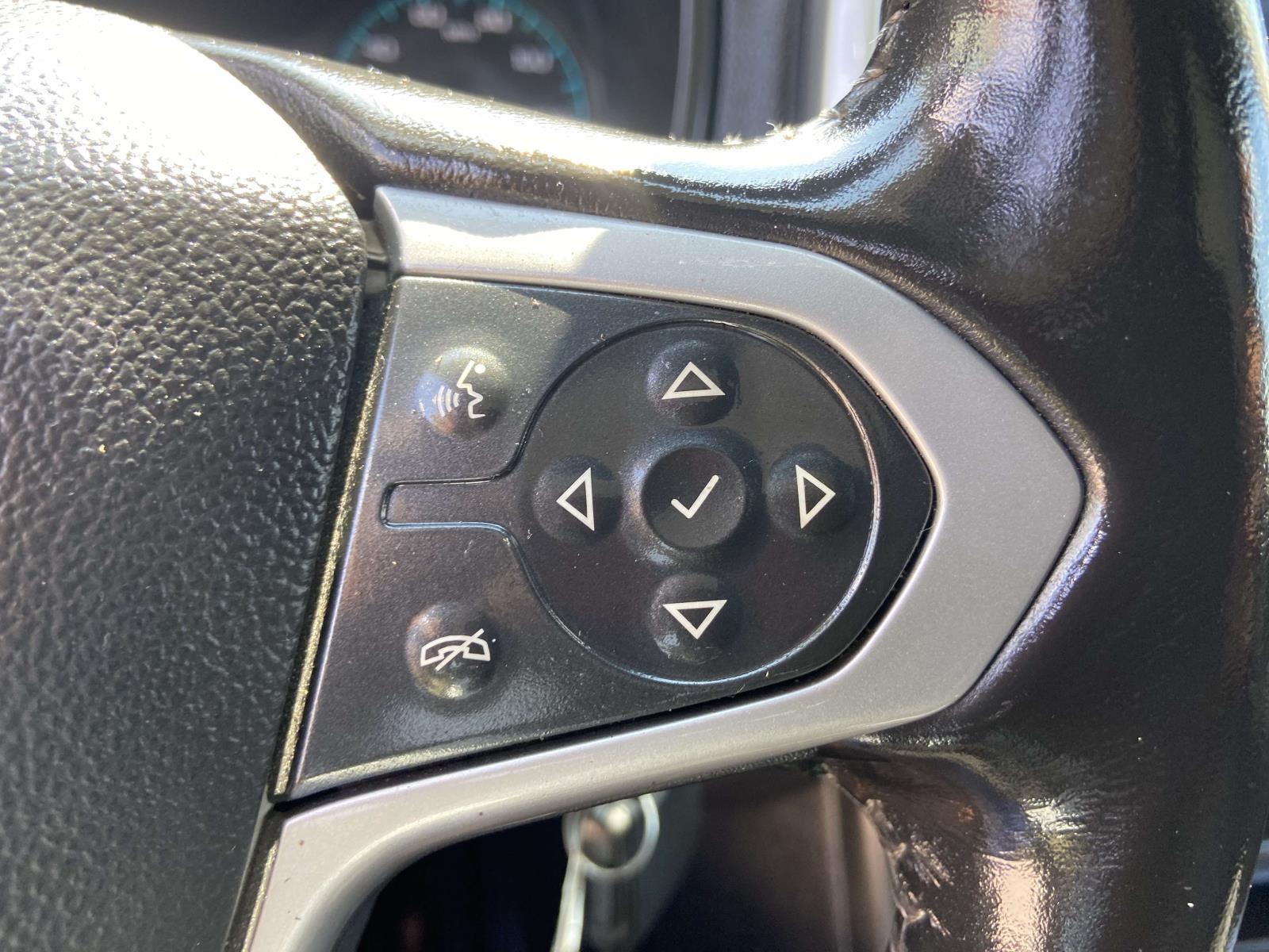 2021 Chevrolet Colorado LT photo 14