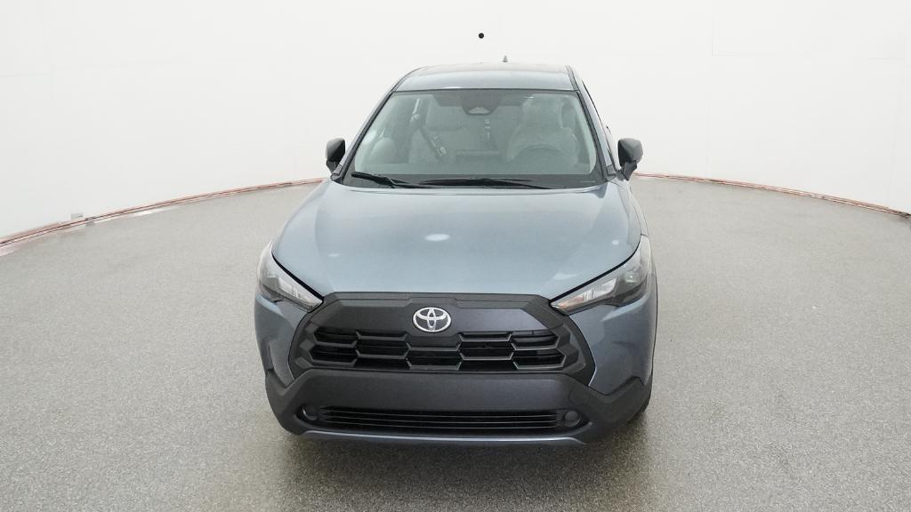 2026 Toyota Corolla Cross L photo 2
