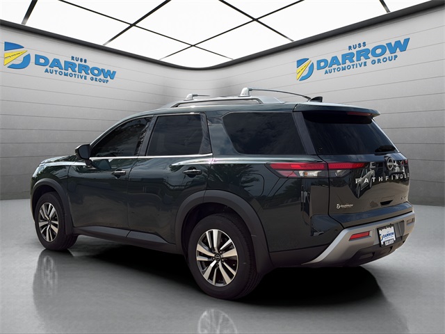 2024 Nissan Pathfinder SL photo 2