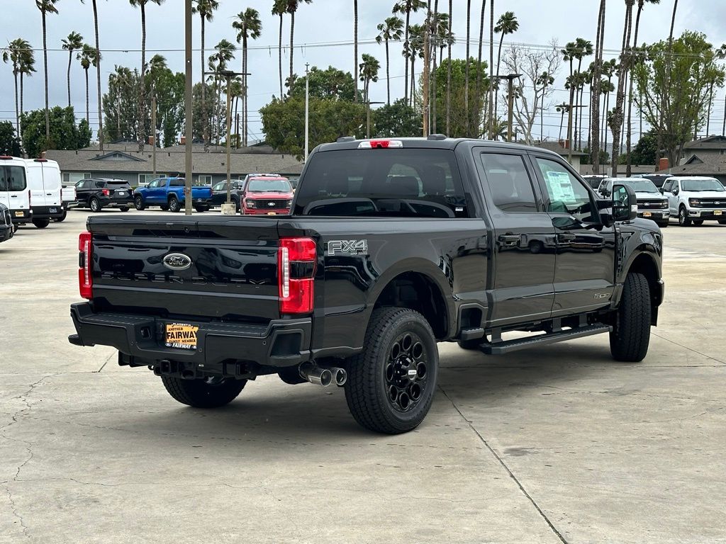 2025 Ford F-250 Lariat photo 2