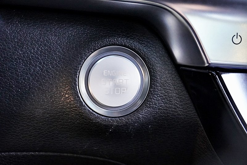 Used 2022 Silver Kia SX image 33