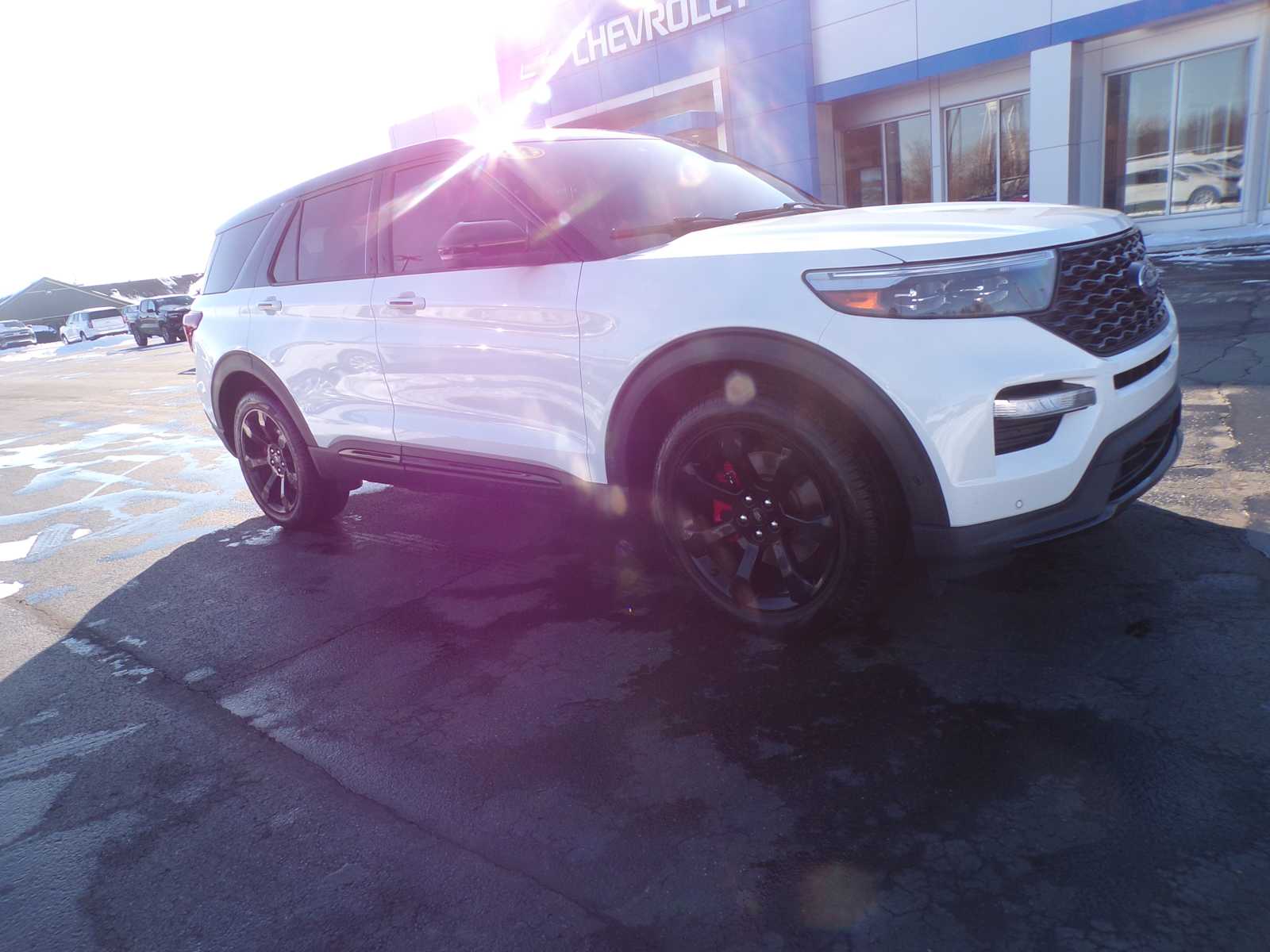 2021 Ford Explorer ST photo 2