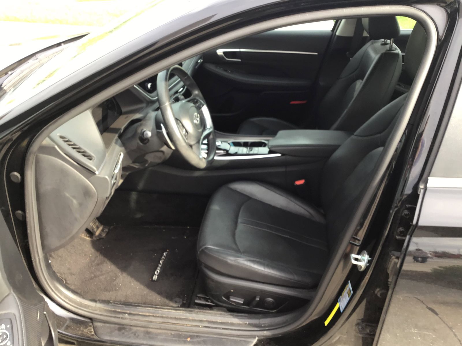 2022 Hyundai Sonata Limited photo 3
