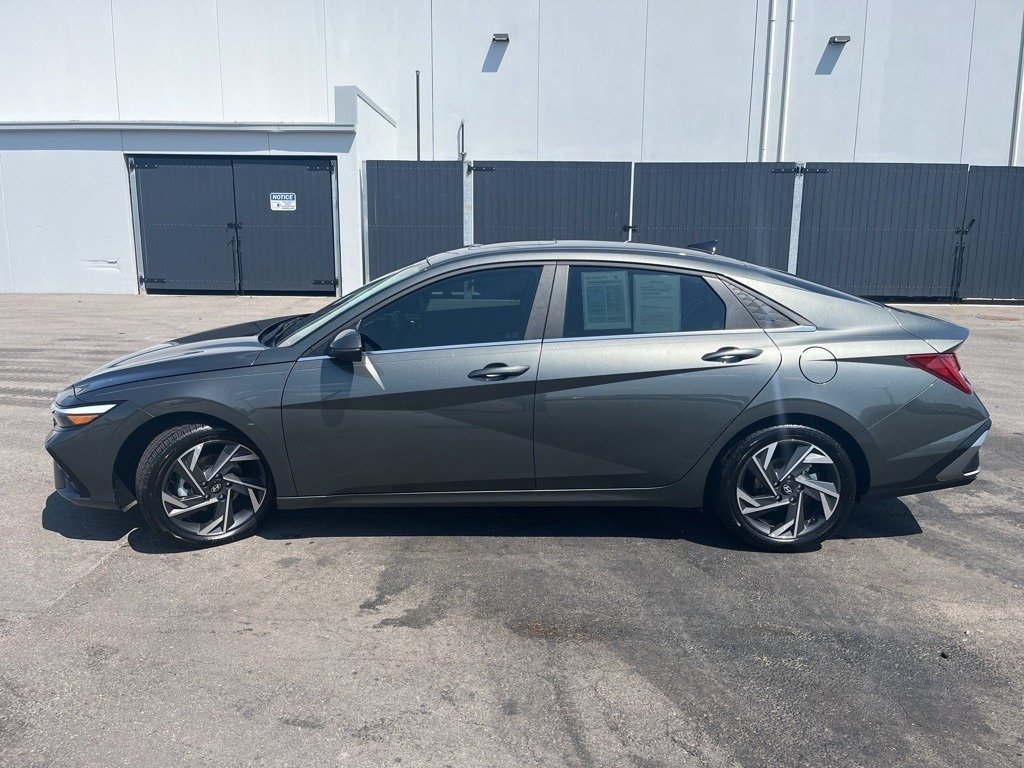 Used 2024 Hyundai Elantra Limited with VIN KMHLN4DJXRU095578 for sale in Kansas City