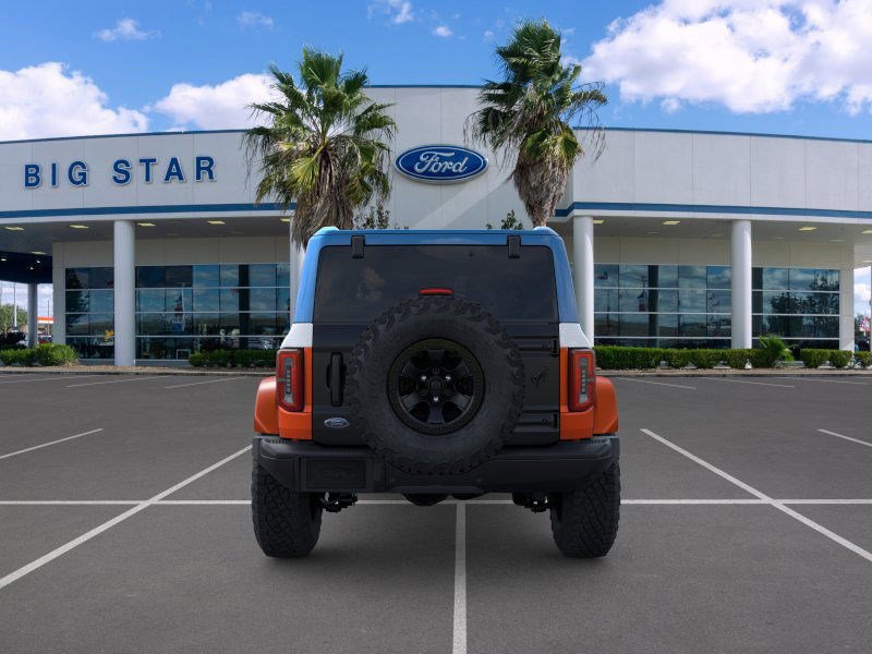 2025 Ford Bronco First Edition photo 5