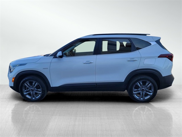 2023 Kia Seltos S photo 6