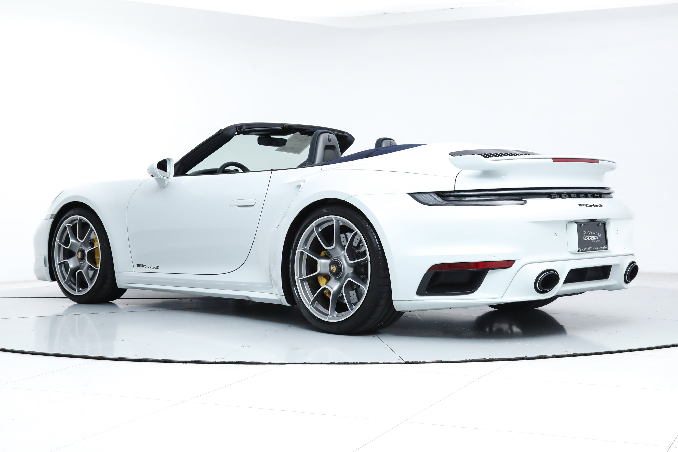 2025 Porsche 911 Turbo S Cabriolet photo 4