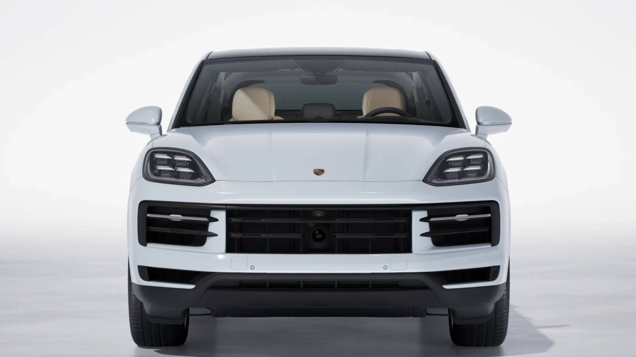 2026 Porsche Cayenne S Coupe photo 9