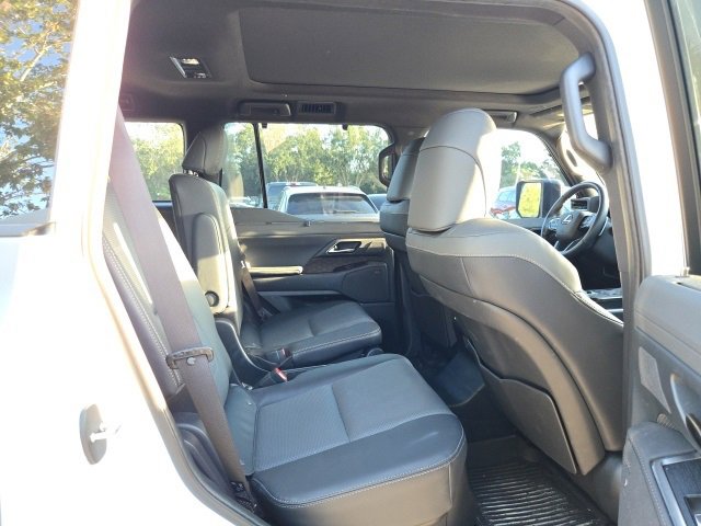 2024 Lexus GX 550 Luxury photo 8