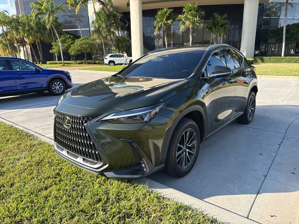 2024 Lexus NX 250 photo 3