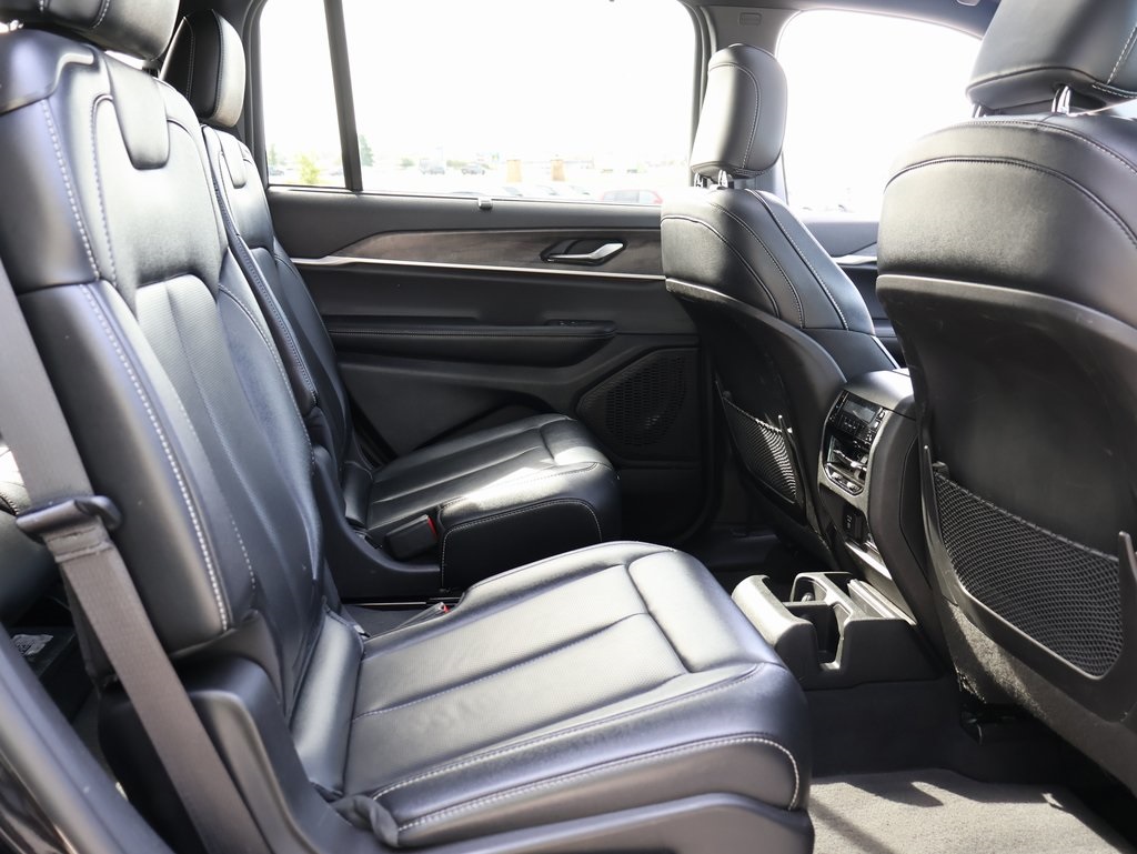 2024 Jeep Grand Cherokee Limited photo 12