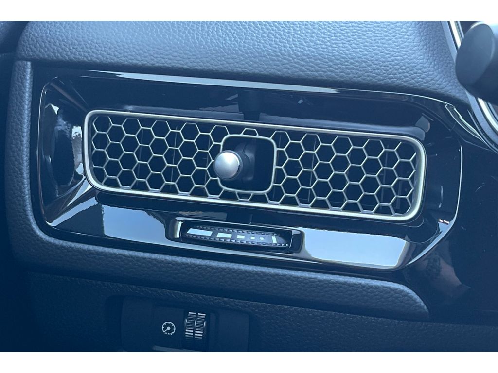 2023 Honda Civic Touring photo 27