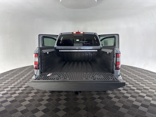 2026 Nissan Frontier Crew Cab PRO-4X photo 11